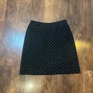 Ann Taylor Black and grey diamond patterned pencil skirt